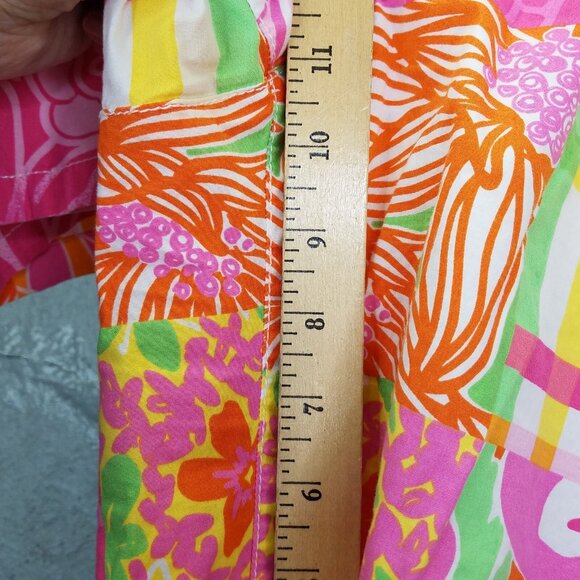 Lilly Pulitzer Shorts Size 4 Bermuda Pink Green Floral Patchwork Stretch Cotton - Picture 11 of 12